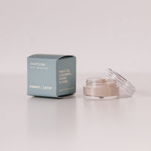Load image into Gallery viewer, routine deodorant sweet jane. smells like vanilla, cinnamon, tonka and rose. made in alberta. 

