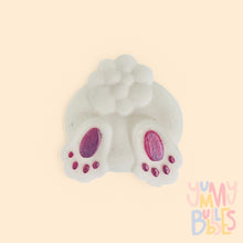 Load image into Gallery viewer, yummy bubbles bunny bum bath bomb
