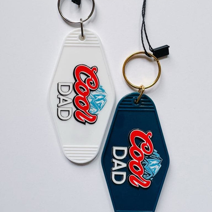 keychain that says cool dad in a coors light style